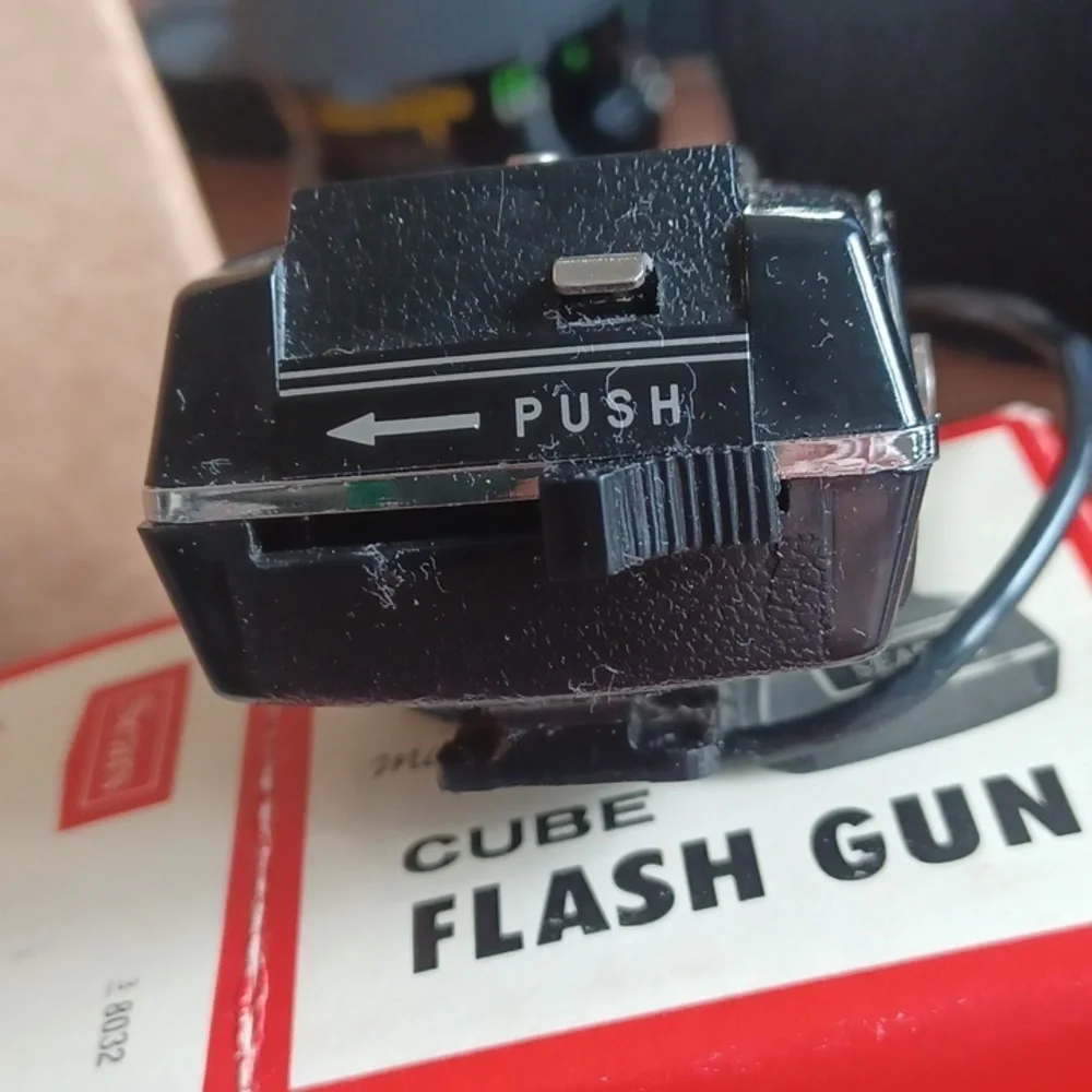 Vintage MCM Sears Cube Flash Gun, mini matic